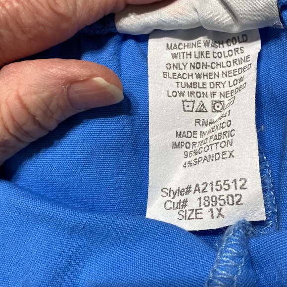 d&co / Bermuda shorts / size 1X. Price is firm - Picture 4 of 4